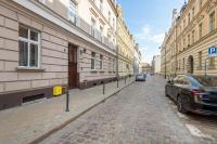 Nowoczesne Studia Blisko Centrum Gdańska by Noclegi Renters - B&B Gdansk