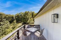 Beaver Lake Pool House - B&B Rogers