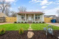 B Street Bungalow - B&B Bentonville