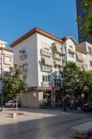 TS Modern Rooms - Skanderbeg Square - Bed and Breakfast Tirana