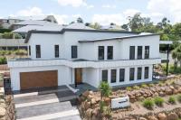 Grand Stirling - Elite Escape, Unparalleled Luxury - B&B Orange