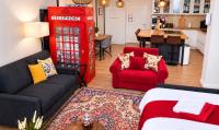 Großes Business Appartement für bis zu 5 Personen-Küche, Terrasse & schnelles WLAN nähe Sindelfingen - Bed and Breakfast Aidlingen