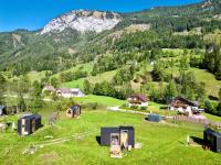 The Alpine Experience by Tiny Away - Ferienwohnung Zell-Freibach