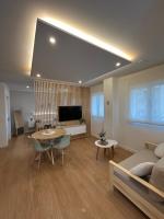Altamira 216 Urban Suites Apartments - B&B Santander