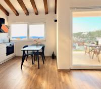 hvarforfriends Architect Loft with Sea View and Parking - B&B Lesina