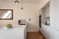 Cathedral View - An Exclusive Private Apartment on Cathedral Green, Exeter - B&B Exeter