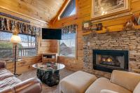 Quaint Cabin Sleep 2 Hot Tub Shared Seasonal Pool - B&B Pigeon Forge