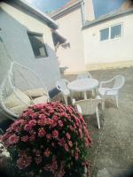 Football House Zemun - B&B Novo Korito