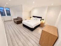 South Shields, 4 bedrooms, Sleeps 6 - Bed and Breakfast Jarrow