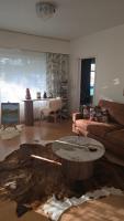 Viihtyisä kaksio ydinkeskustassa maantasossa - Bed and Breakfast Oulainen