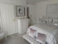Stylish barn conversion - B&B Bedworth