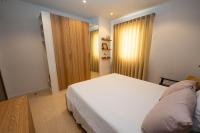 Sleek Coastal Retreat by the Sea St Pauls Bay By HostMT - B&B San Pawl il-Bahar