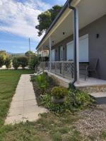 House with garden near the sea - B&B Neokhórion