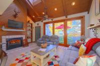 All-Season Base! Unit w/ Balcony in Beech Mountain - B&B Beech Mountain