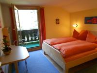 Apartamento de 2 dormitorios con balcón