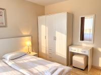 Appartement met Uitzicht op het Zwembad 