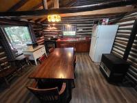 Black Bear Hideaway Cabin #6 - Ferienwohnung Clarington