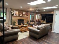 Stylish two homes in one house 6 bedrooms 2 kitchens - B&B Longmont