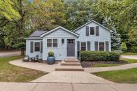 Nightingale apt with hot tub walk to Saugatuck - B&B Saugatuck