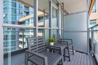2BR Downtown Toronto Apt Steps to CN Tower & Harbourfront - Chambres d'hôtes Toronto