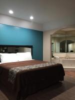 King Suite with Spa Bath