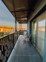Glow Apartment near Hiperbara with parking - B&B Târgu Mureş
