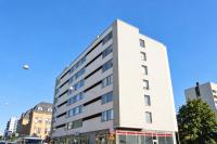 Central Gem with Sauna - Big two-room apartment FREE PARKING - Bed and Breakfast Tampere