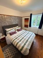 Lovely Edwardian Home - B&B Manchester