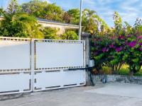 Appartement spacieux à Sainte-Anne avec piscine partagée. - B&B Sainte-Anne
