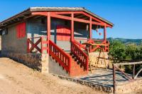 Charming house in Cañamero with pool and mountain view - Bed and Breakfast Cañamero