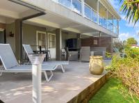 Studio charmant avec vue mer à Tartane, 22 m², terrasse. - B&B La Trinité