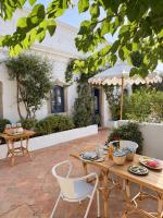 Benedita de Nexe - Algarve - A Charming Countryside Retreat - B&B Palhagueira