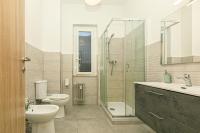 Appartamento Deluxe con 2 Camere da Letto e Balcone