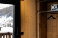 One Bedroom Apartment with Terrace 3