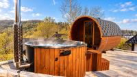 Haus 99, Dorf 3 mit Sauna & Whirlpool - B&B Kirchheim