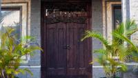 Regina Guest House - Bed and Breakfast Ubud