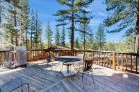 Tallac Views Getaway - B&B South Lake Tahoe