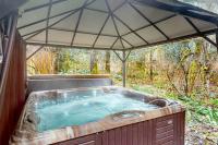 Creekside Cabin - Bed and Breakfast Rhododendron
