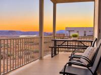 Lake Powell Views and Prime Location - B&B Page