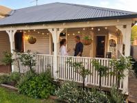 Wattle Cottage - B&B Cootamundra