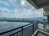 Camera Familiare con Vista Lago