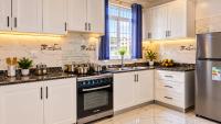 Sunrise Stay Guest House - Bed and Breakfast Runda