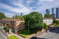 2 Bed City Centre Flat Balcony Free Parking - B&B Manchester