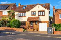 Spacious Seaside Home in Peaceful Coastal Setting - 5 Minutes Walk to the Beach - B&B Bournemouth