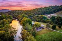 Riverfront Angler's Oasis in Elizabethton - B&B Elizabethton
