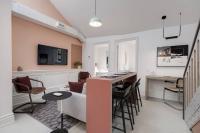 Chic Oasis above a resto on trendy Queen West - Ferienwohnung Toronto