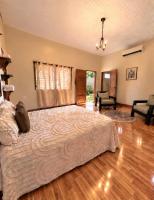 Hostal Octavianos Leon - B&B León