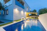 Villa Castelli, Family Holiday House with Private Pool - Bed and Breakfast Kutleše