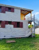 Appartement charmant à Sainte-Rose avec piscine - Ferienwohnung Sainte-Rose