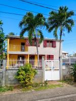 Appartement charmant à Sainte-Rose avec piscine - Ferienwohnung Sainte-Rose